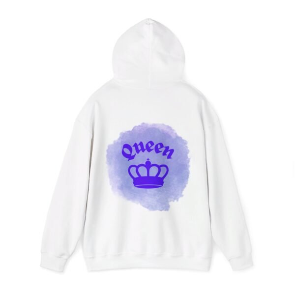 Unisex Heavy Blend™ QUEEN hoodie.