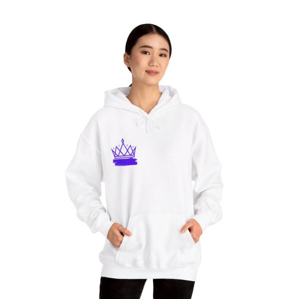 Unisex Heavy Blend™ QUEEN hoodie. - Image 6