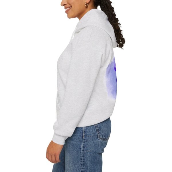 Unisex Heavy Blend™ QUEEN hoodie. - Image 25